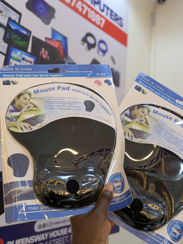 Mouse pad(wrist support)